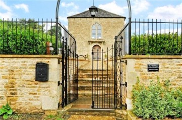 image of Chapel Hill, Lacock