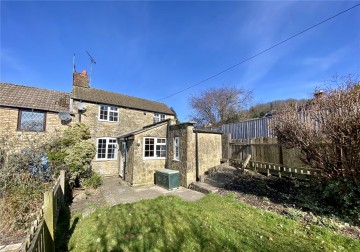 image of Victoria Cottages, Knapp Road